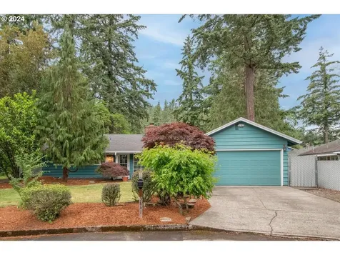 3841 Se 105th Avenue Portland OR 97266