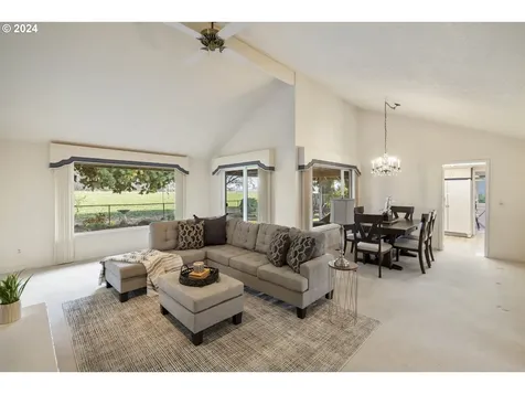 32400 SW Armitage Road Wilsonville OR 97070