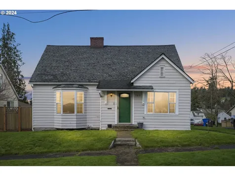 707 Lord Street Kelso WA 98626