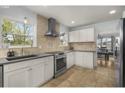 707 Lord Street Kelso WA 98626