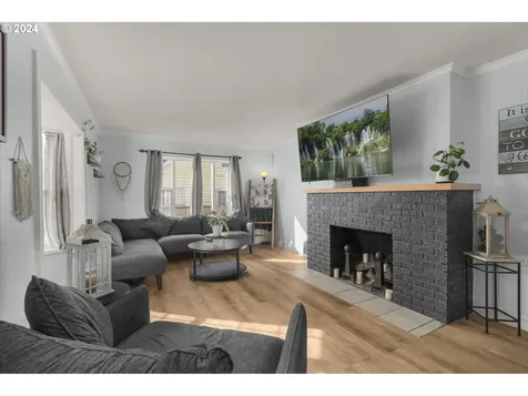 707 Lord Street Kelso WA 98626