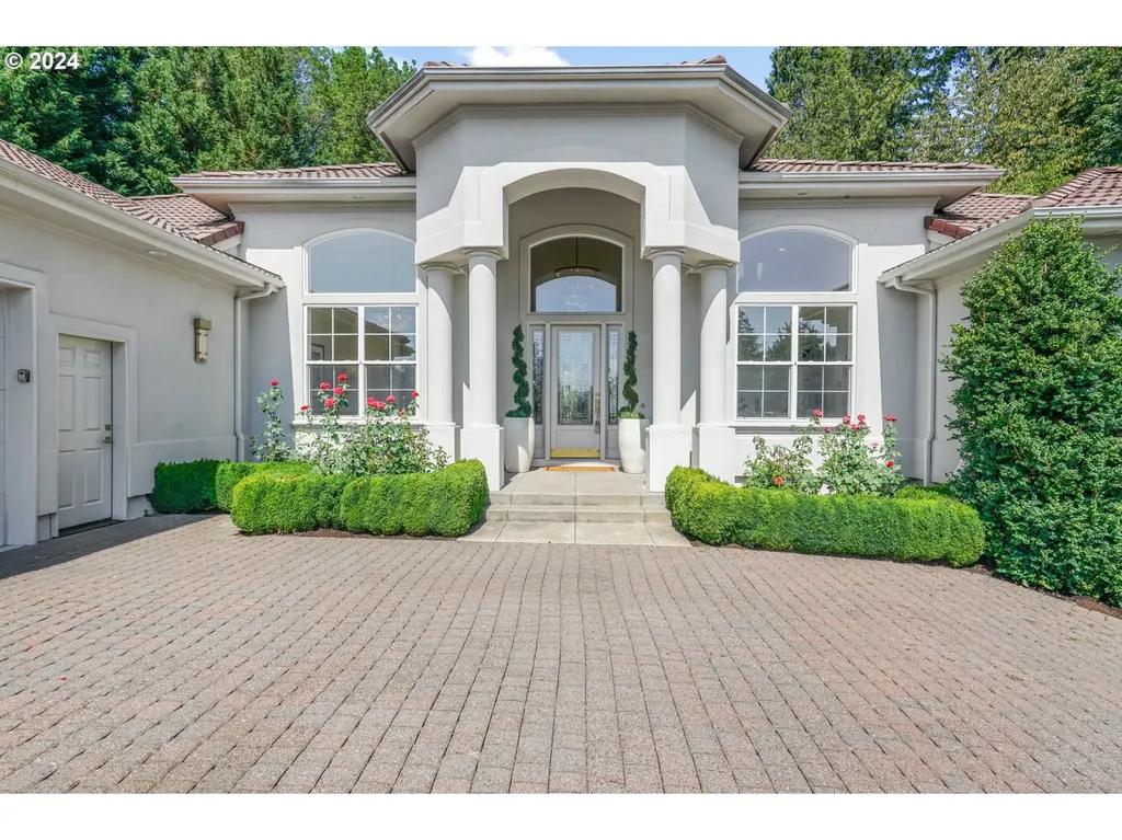 5815 SW Orchid Drive Portland OR 97219