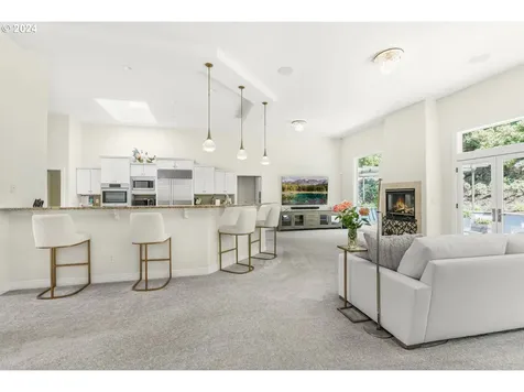 5815 SW Orchid Drive Portland OR 97219