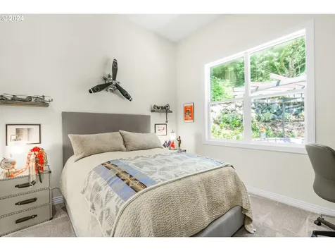 5815 SW Orchid Drive Portland OR 97219
