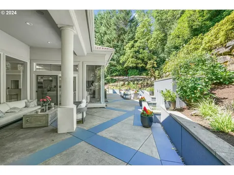 5815 SW Orchid Drive Portland OR 97219