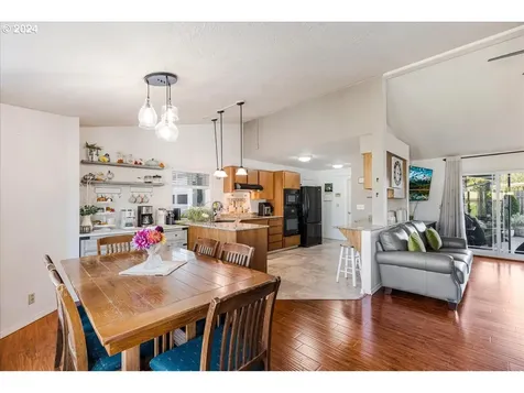 355 NW Angeline Avenue Gresham OR 97030