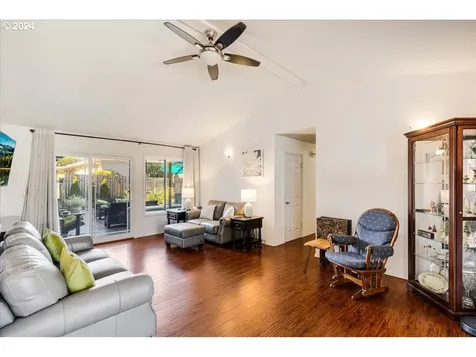 355 NW Angeline Avenue Gresham OR 97030