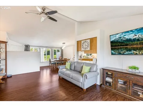 355 NW Angeline Avenue Gresham OR 97030