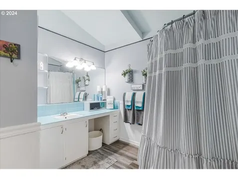 355 NW Angeline Avenue Gresham OR 97030