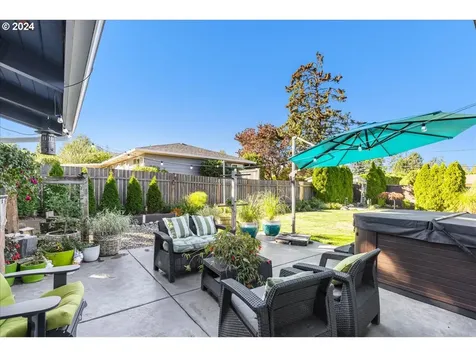 355 NW Angeline Avenue Gresham OR 97030