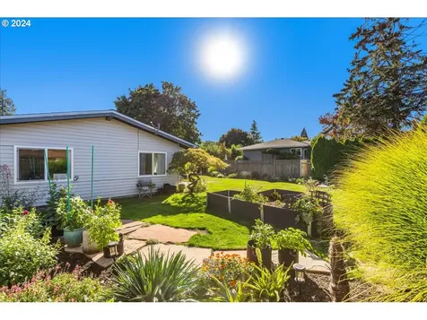 355 NW Angeline Avenue Gresham OR 97030
