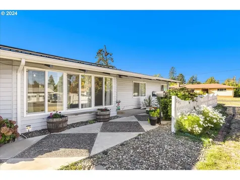 355 NW Angeline Avenue Gresham OR 97030
