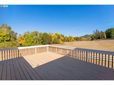 18235 Dixonville Road Roseburg OR 97470