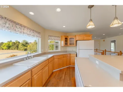 18235 Dixonville Road Roseburg OR 97470