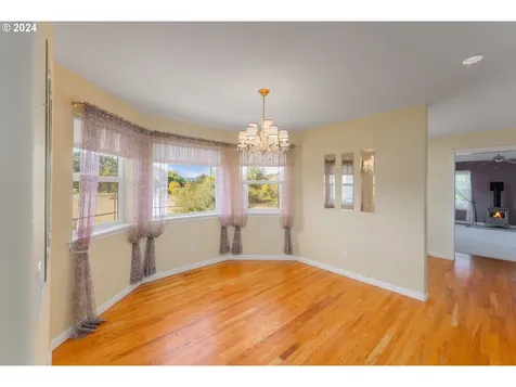 18235 Dixonville Road Roseburg OR 97470