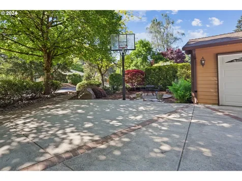 7160 Sw Tierra Del Mar Drive Beaverton OR 97007