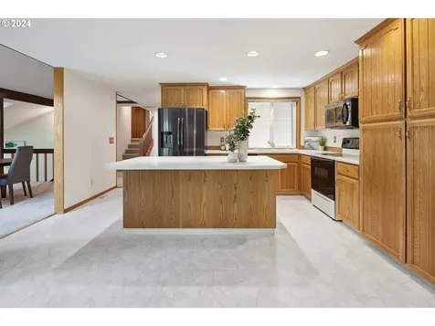 7160 Sw Tierra Del Mar Drive Beaverton OR 97007