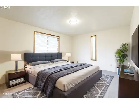 182 NE 14th Avenue Canby OR 97013
