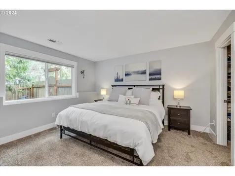 1471 Greentree Circle Lake Oswego OR 97034