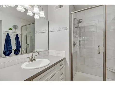 1471 Greentree Circle Lake Oswego OR 97034