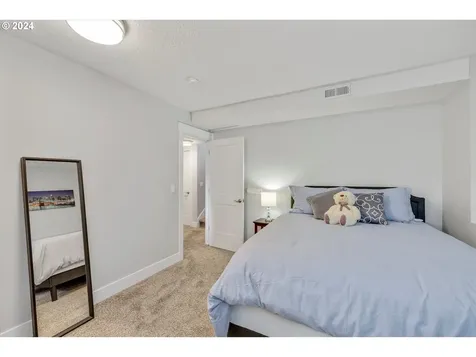 1471 Greentree Circle Lake Oswego OR 97034