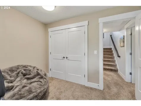 1471 Greentree Circle Lake Oswego OR 97034