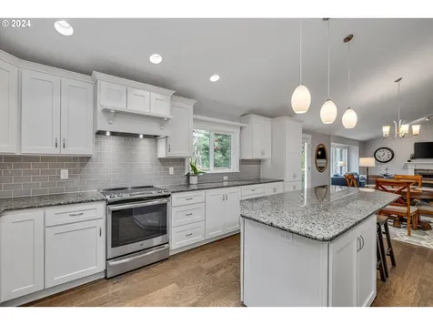 1471 Greentree Circle Lake Oswego OR 97034
