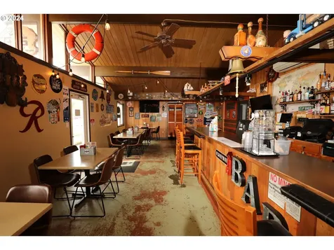 34635 Highway 101 Business Astoria OR 97103