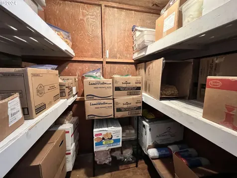 34635 Highway 101 Business Astoria OR 97103