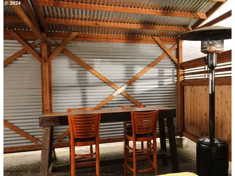 34635 Highway 101 Business Astoria OR 97103