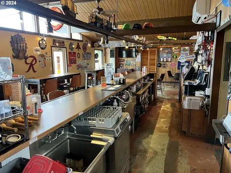 34635 Highway 101 Business Astoria OR 97103