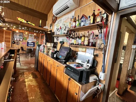 34635 Highway 101 Business Astoria OR 97103