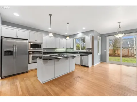 1326 SE 16th Avenue Canby OR 97013