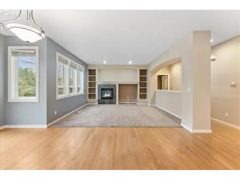 1326 SE 16th Avenue Canby OR 97013