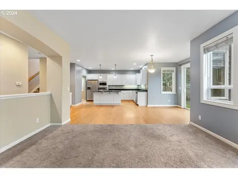 1326 SE 16th Avenue Canby OR 97013