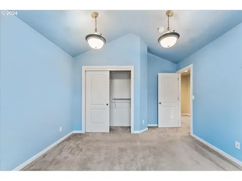 1326 SE 16th Avenue Canby OR 97013