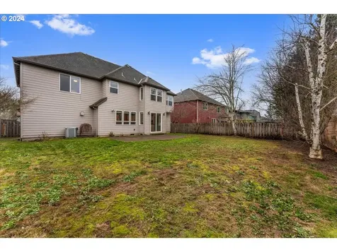 1326 SE 16th Avenue Canby OR 97013