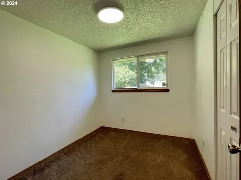 4120 Ne 132nd Avenue Portland OR 97230