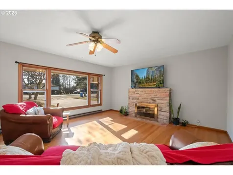 13516 NE 72nd Street Vancouver WA 98682