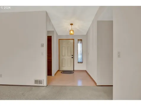 20052 SW 72nd Avenue Tualatin OR 97062
