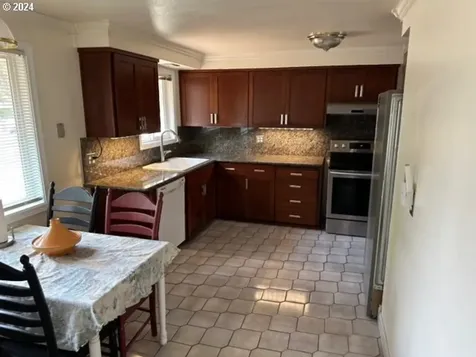 14754 SE Way East Avenue Damascus OR 97089