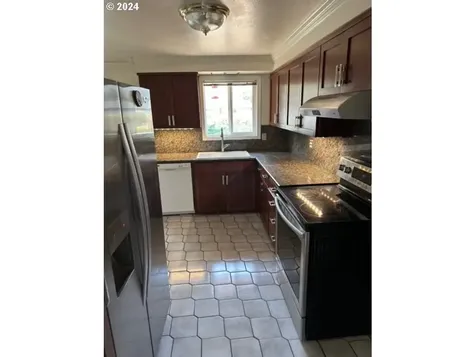 14754 SE Way East Avenue Damascus OR 97089