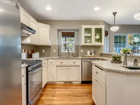 1256 SW Russ Lane Mcminnville OR 97128
