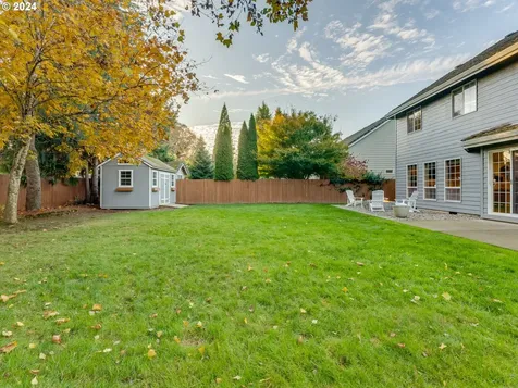 1256 SW Russ Lane Mcminnville OR 97128