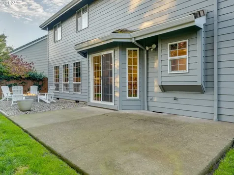 1256 SW Russ Lane Mcminnville OR 97128