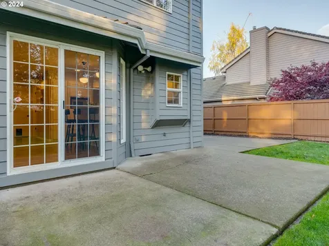 1256 SW Russ Lane Mcminnville OR 97128