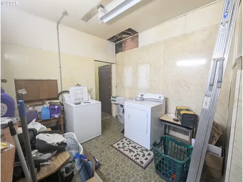 1503 Division Street Elgin OR 97827