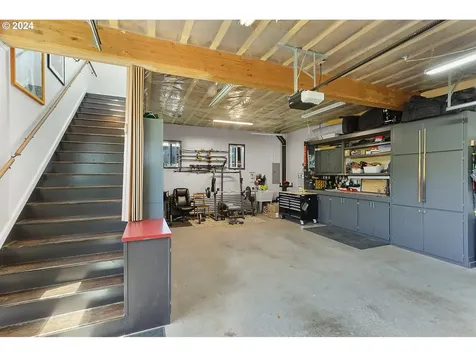 115 W Franklin Street Bingen WA 98605