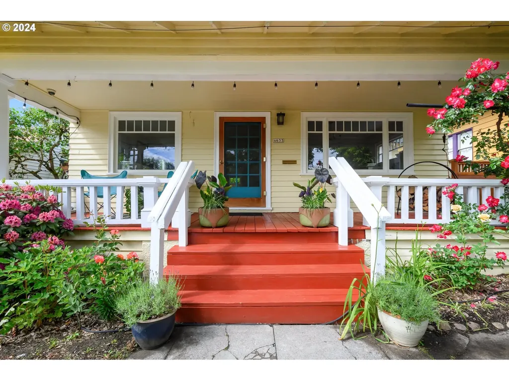 4633 Ne Halsey Street Portland OR 97213