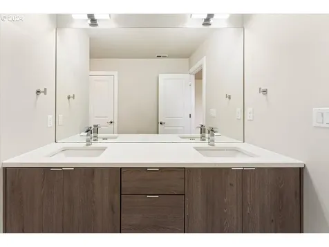 12410 NE 102nd Street Vancouver WA 98682
